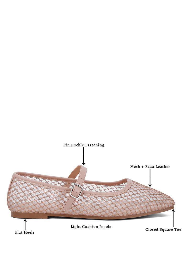 The Averona Mesh Mary Jane ballet flats are trendy elegant with their sheer visual design. They are a treat with the light cushion insoles ensuring comfortability. Pair them with some trousers and a blouse or a slip dress for a chic and charming ensemble.