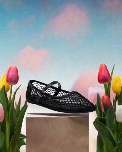 The Averona Mesh Mary Jane ballet flats are trendy elegant with their sheer visual design. They are a treat with the light cushion insoles ensuring comfortability. Pair them with some trousers and a blouse or a slip dress for a chic and charming ensemble.