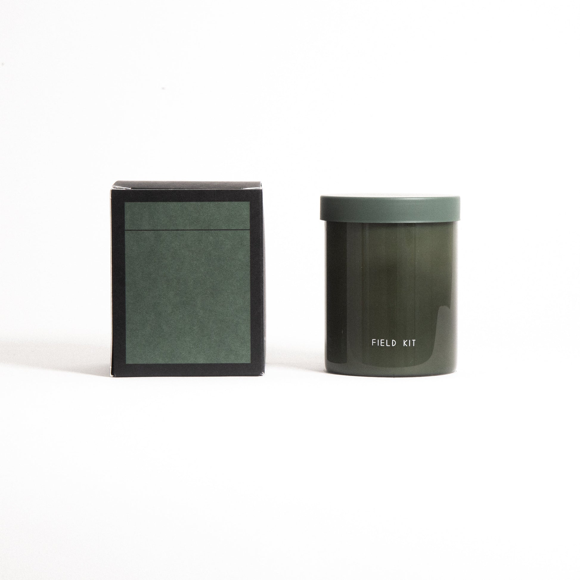 Maker: Field Kit
Dappled sunlight. Dew drops. A tangle of overgrown vines. Top notes - tomato leaf + coriander. Mid notes - galbanum + jasmine. Base notes - earth. Ingredients: 100% soy wax. Clean burning cotton wick. Fine fragrance oils. Reusable glass jar. Size: 8oz | 227g. 50+ hour burn time